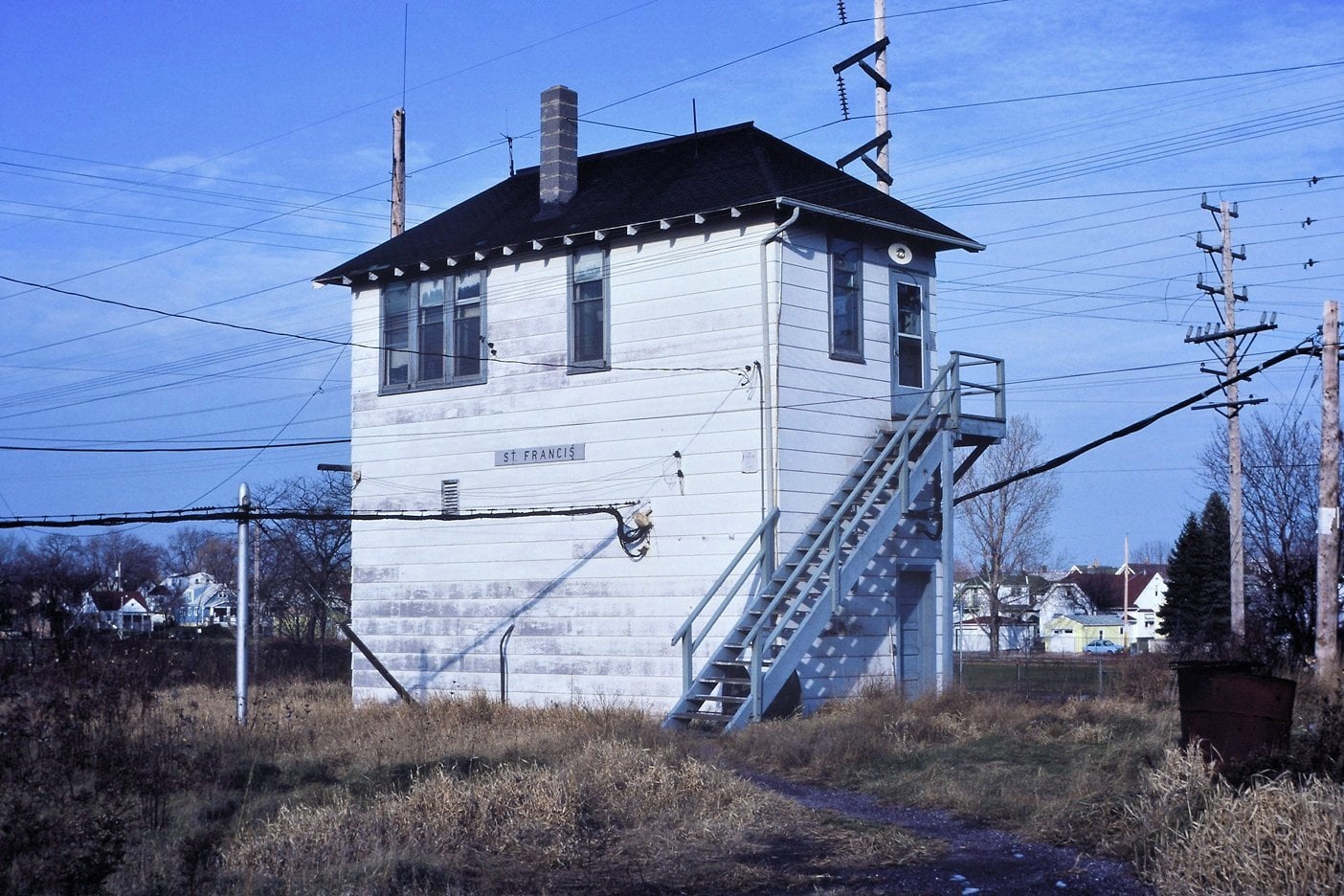 Towns and Nature St. Francis, WI UP/C&NW old (passenger) vs. UP/C&NW