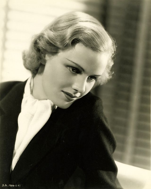 Frances Farmer: Talented But Tragic Beauty Who Has Inspired Music and ...