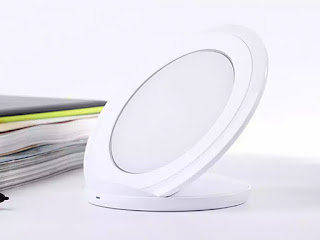  Fast Charging Qi Wireless Charging Stand (White)