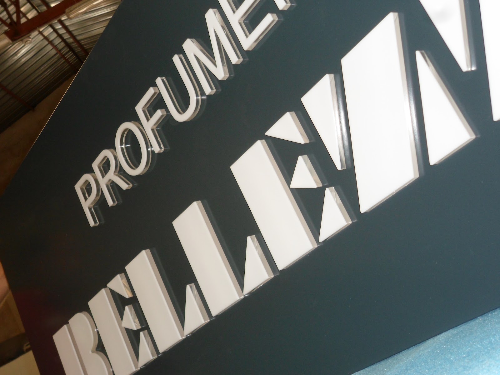 Affissioni Pubblicitarie Genova - Agenzia Pubblicitaria E Studio Fotografico - S - Foto 13