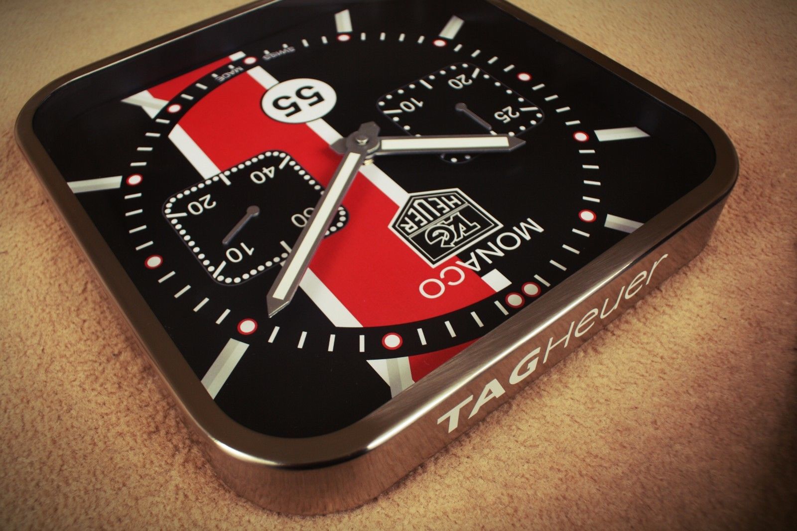 TAG HEUER ENTHUSIAST FEATURE Dealer Clocks