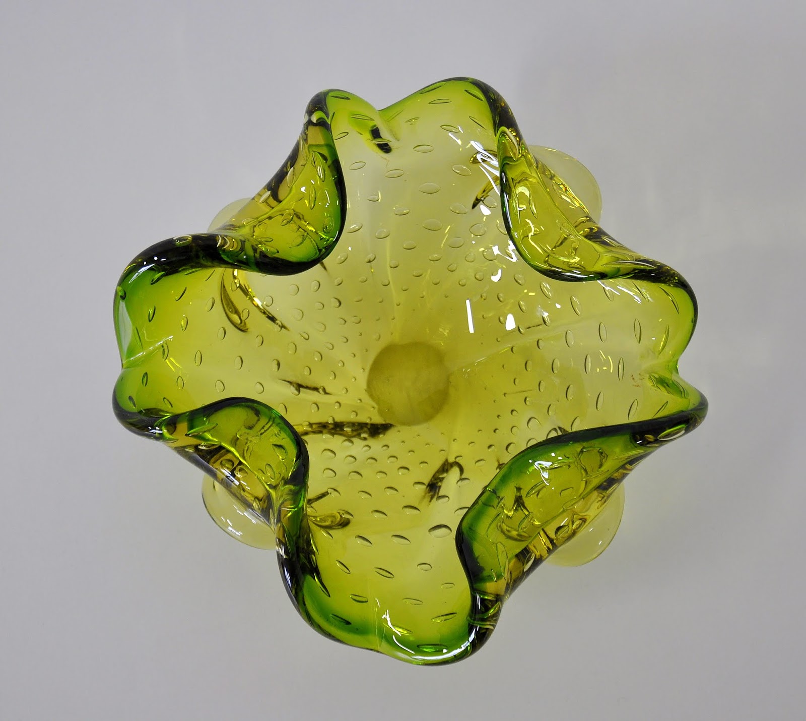 SELECT MODERN Green Murano Glass Controlled Bubbles Bowl, Centerpiece