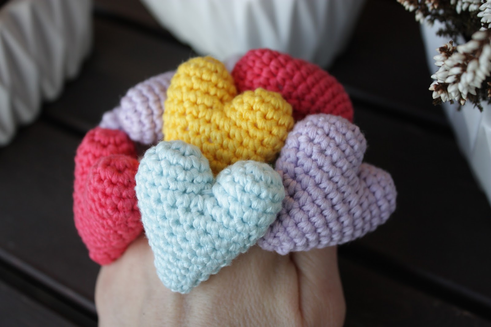 Happyamigurumi: Free Crochet Heart Pattern - Valentines Day!