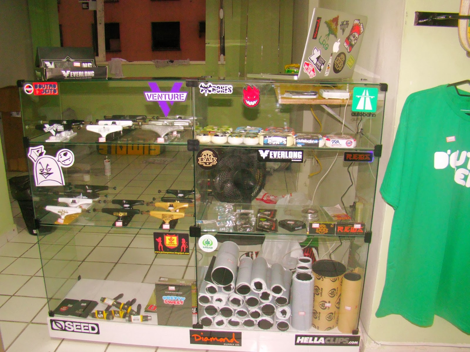 Picos e Pistas Skateboards PE CLICK Inauguração, amigos e sessão de skate