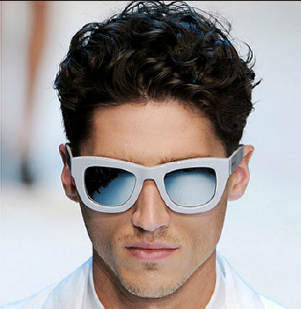 curly-short-hairstyles-for-older-women-over-50-best-short-haircuts