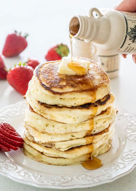 15 Awesome Pancakes Recipes Without Milk or Baking Powder