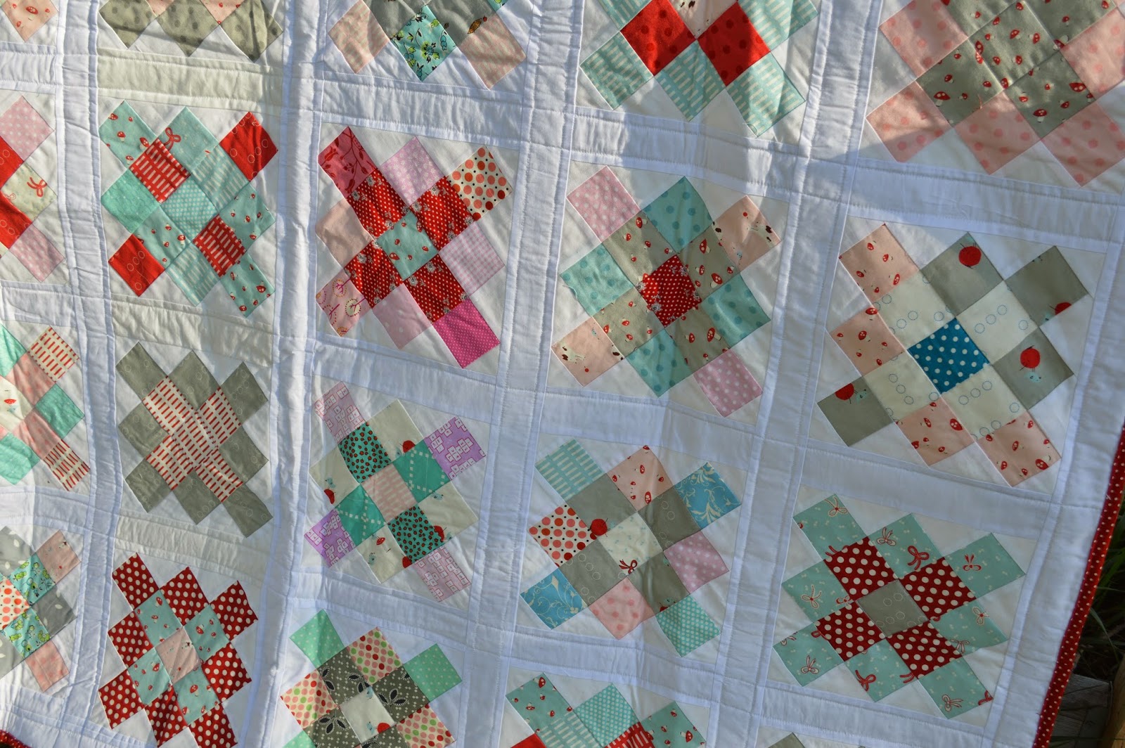 THE QUILT BARN Granny Square Quilt