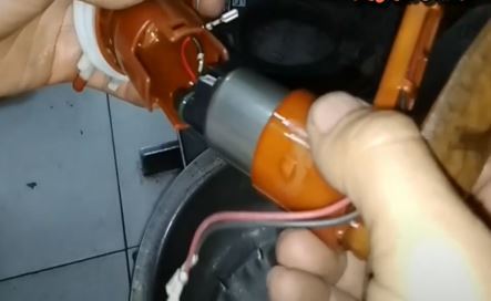 Cara Memperbaiki Pompa Bahan Bakar Pada Motor injeksi