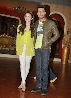 Alia Bhatt & Randeep Hooda on the sets of Comedy Nights with Kapil