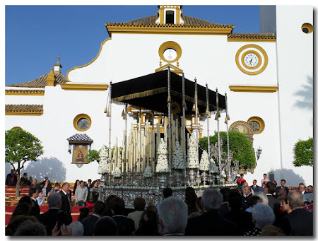 Santo Entierro y Resurrección de Nuestro Señor Jesucristo y Nuestra Señora de la Soledad.