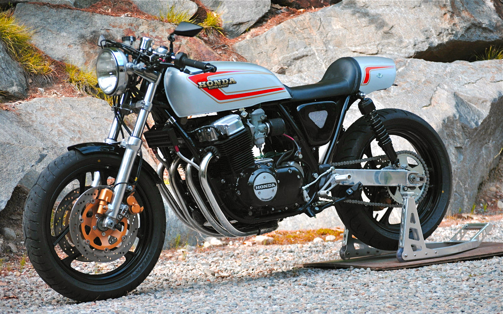 Honda Unicorn Cafe Racer Photos