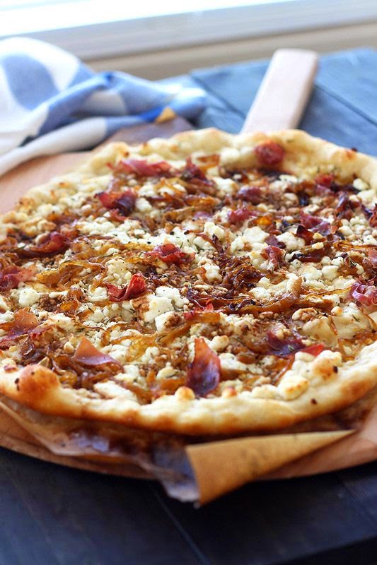Bon Appetito! Goat cheese and caramelized onion flatbread pizza