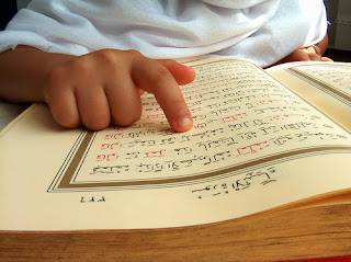 Inilah Aroma Para Pembaca Al-Qur'an. Yang Manakah Aroma Anda ?