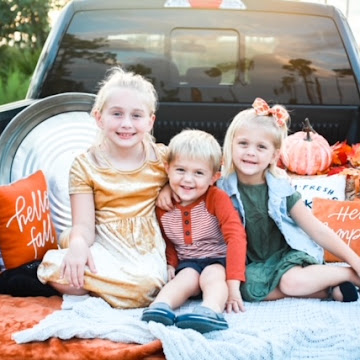 Fall Family Photos and Styling Tips