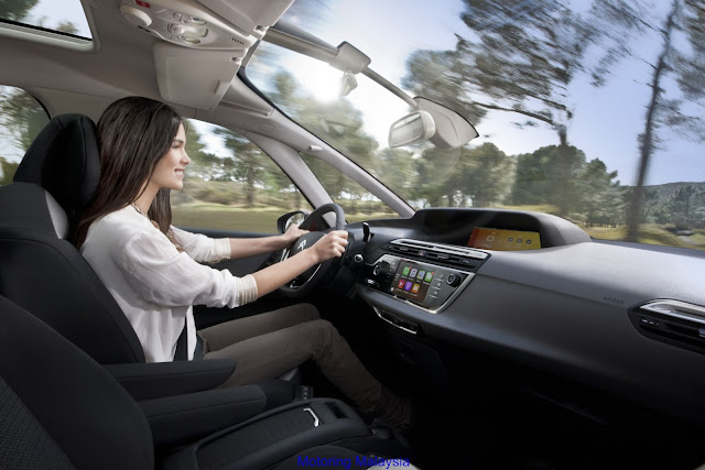 Citroen%2BGrand%2BC4%2BSpaceTourer%2B-%2Bmotoring%2Bmalaysia%2B%25288%2529%2B%255B%255D.jpg