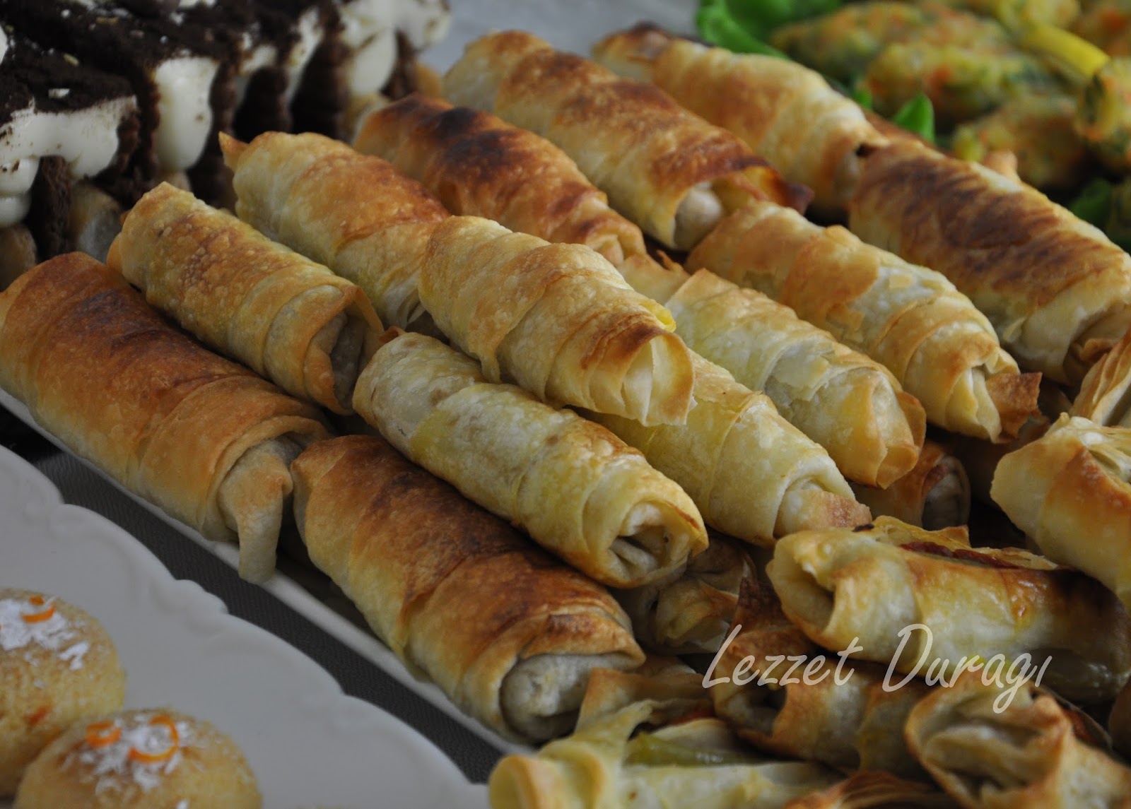 Lezzet Duragi Kuzenlerle Çay Saati