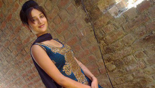 Beautiful and smart Desi Girls Personal photo in Friends party 