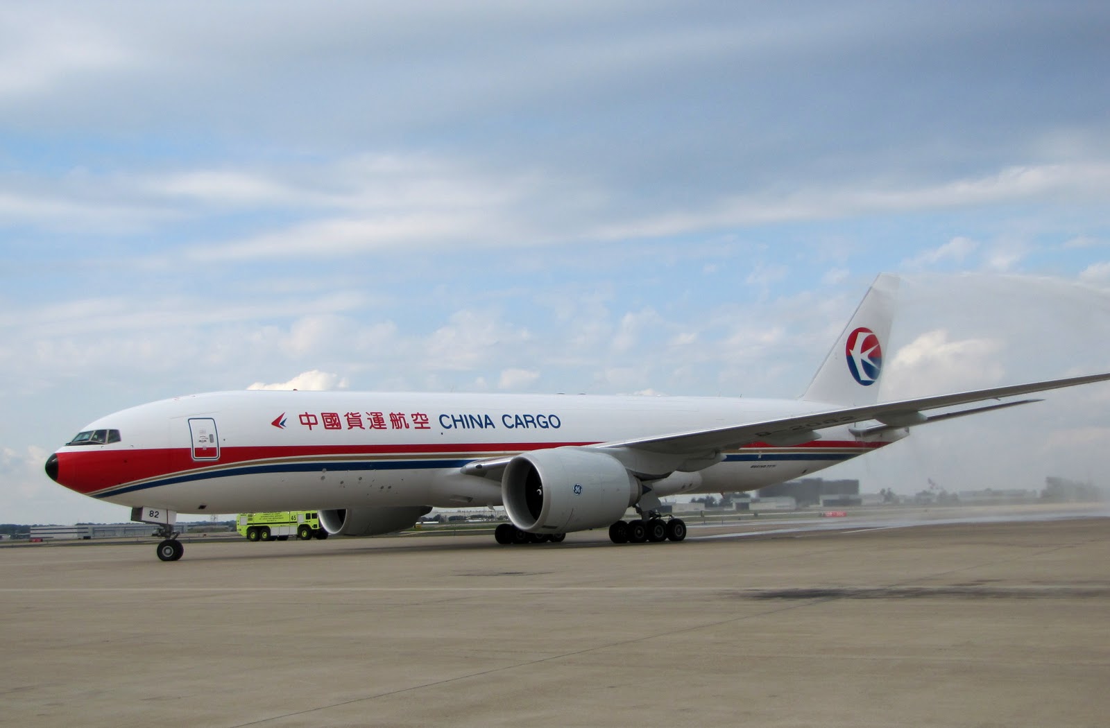 The Aero Experience: First China Cargo Boeing 777F Arrives at Lambert ...