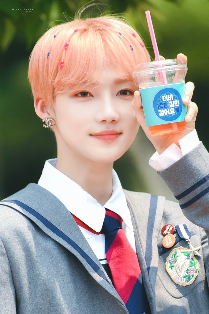 최애음료 vs 최애의 음료 어떤걸 마셔야할지 고민됨ㅋㅋ | 인스티즈