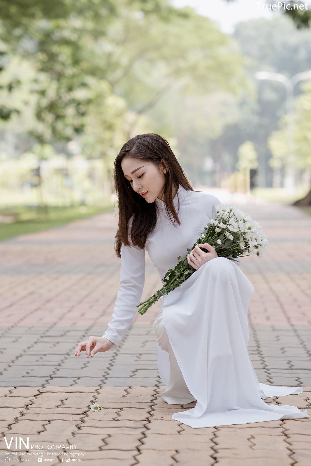 Image-Vietnamese-Beautiful-Girl-Ao-Dai-Vietnam-Traditional-Dress-by-VIN-Photo-3-TruePic.net- Picture-53