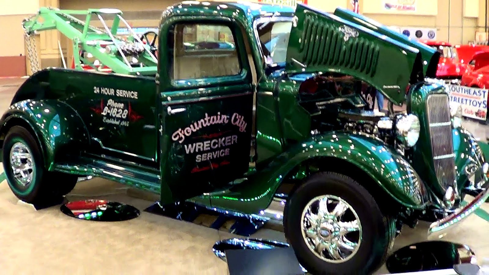 Old Ford Tow Truck