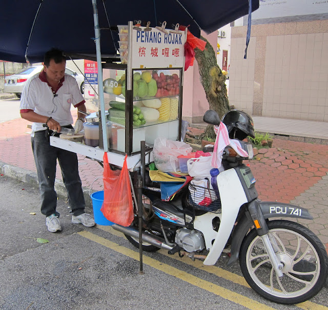 Penang-Rojak-Buah-Fruit-Salad-Johor-Bahru