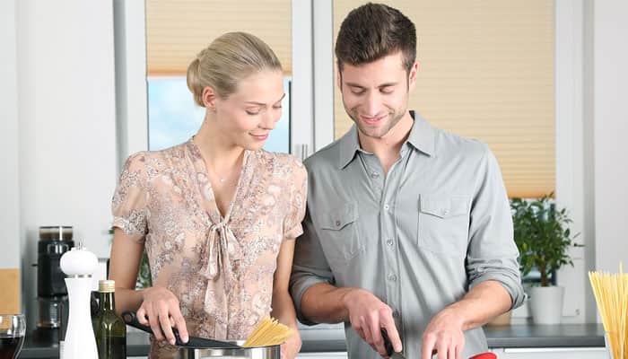 Cara Mudah Menjadi Pasangan Baik dan Sempurna (Untuk Pria)