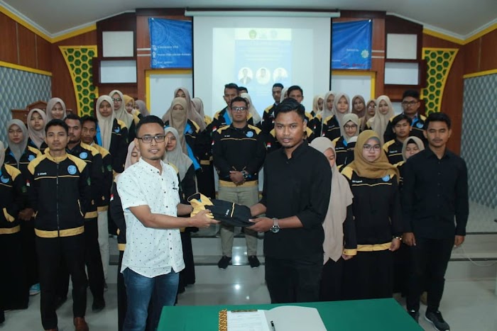 Dema FEBI Lantik Pengurus KSEI Golden UIN Ar-Raniry