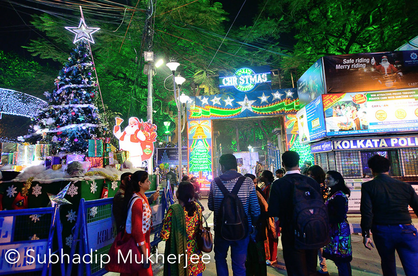 Few days back we shared Christmas post on our facebook page and one of my blogger friends Subhadip Mukherjee mentioned about Kolkata Christmas Celebrations. He shared more details about the celebrations in his own city. We had few mail exchanges and he offered to share these photographs on Travellingcamera.com. Nothing can be better that showcasing the celebration in own city. Check out this Photo Journey with all photographs clicked by Subhadip. Do check some of the links mentioned below where you can find more about Christmas in Kolkata. 