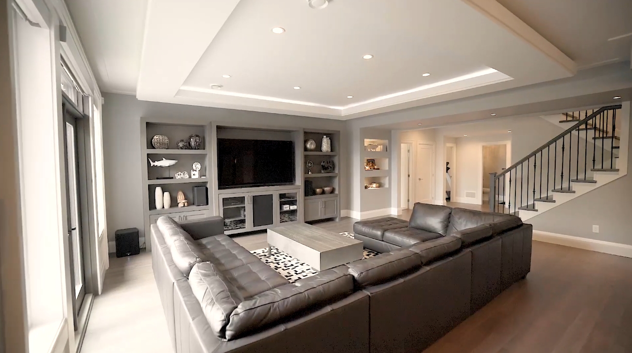36 Photos vs. 15911 39A Avenue, South Surrey, BC - Sotheby's International Realty Canada - Luxury Home & Interior Design Video Tour