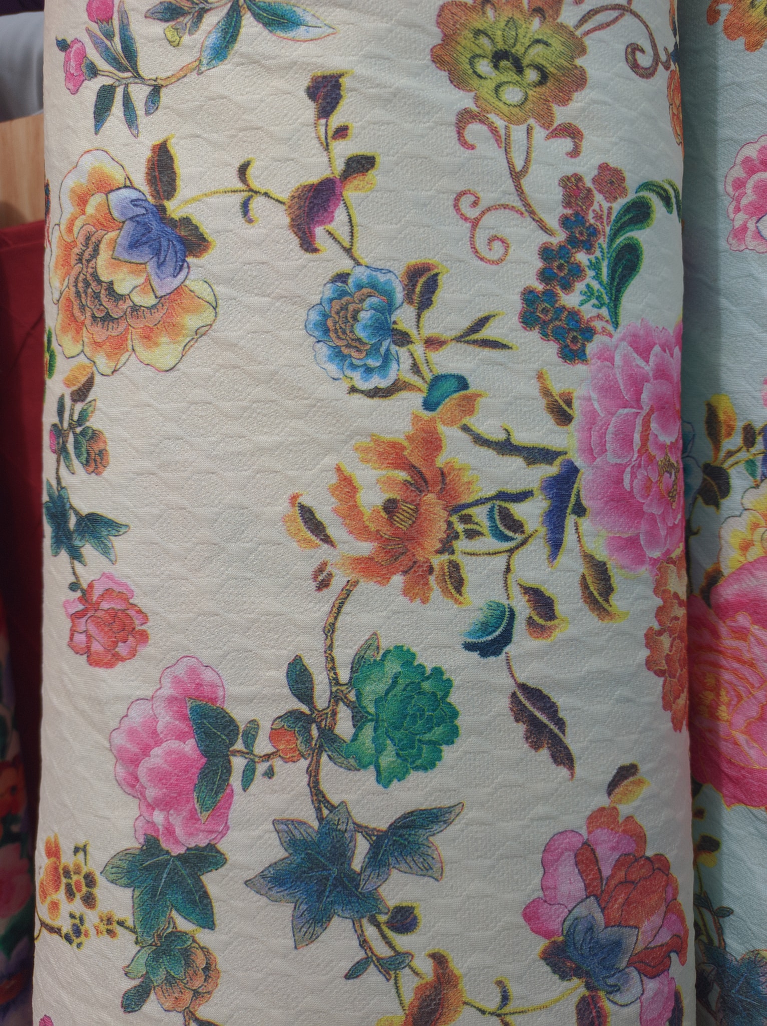 Kain Jacquard Motif Bunga