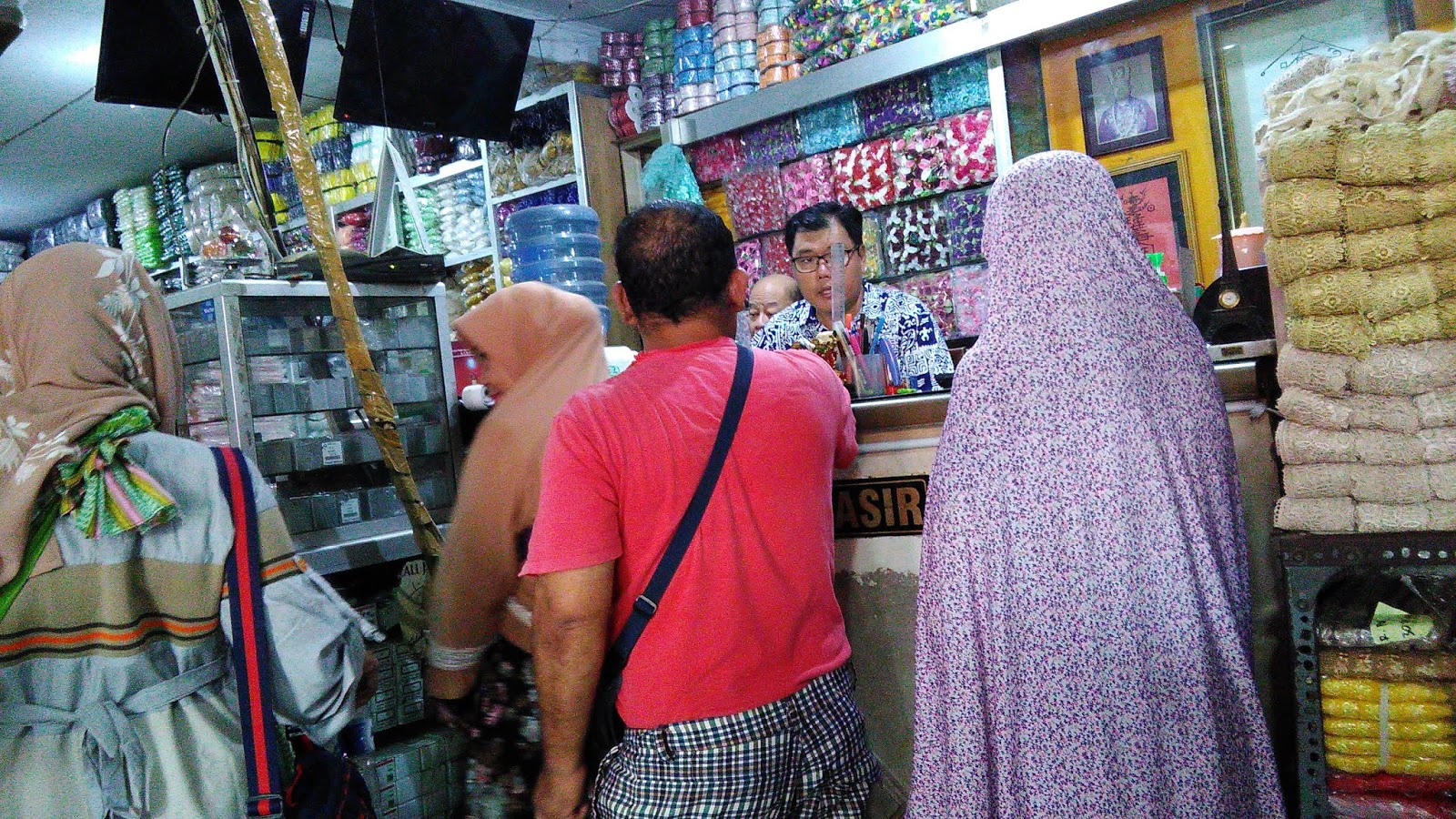 MORODADI PEKALONGAN, TOKO KHUSUS ALAT CRAFTING DAN SEWING