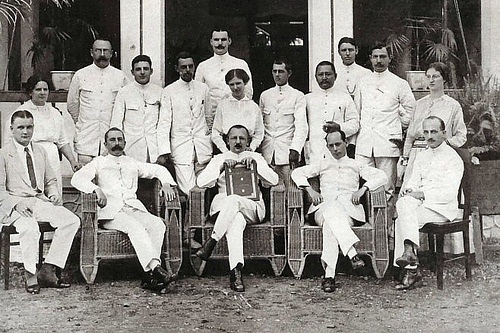 Perkembangan Sistem Pemerintahan, Struktur Birokrasi, dan