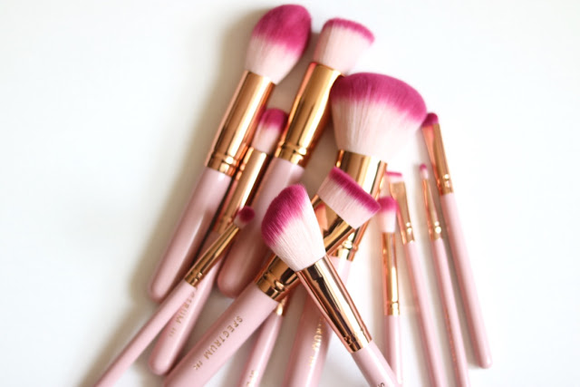 Spectrum Bombshell Brushes