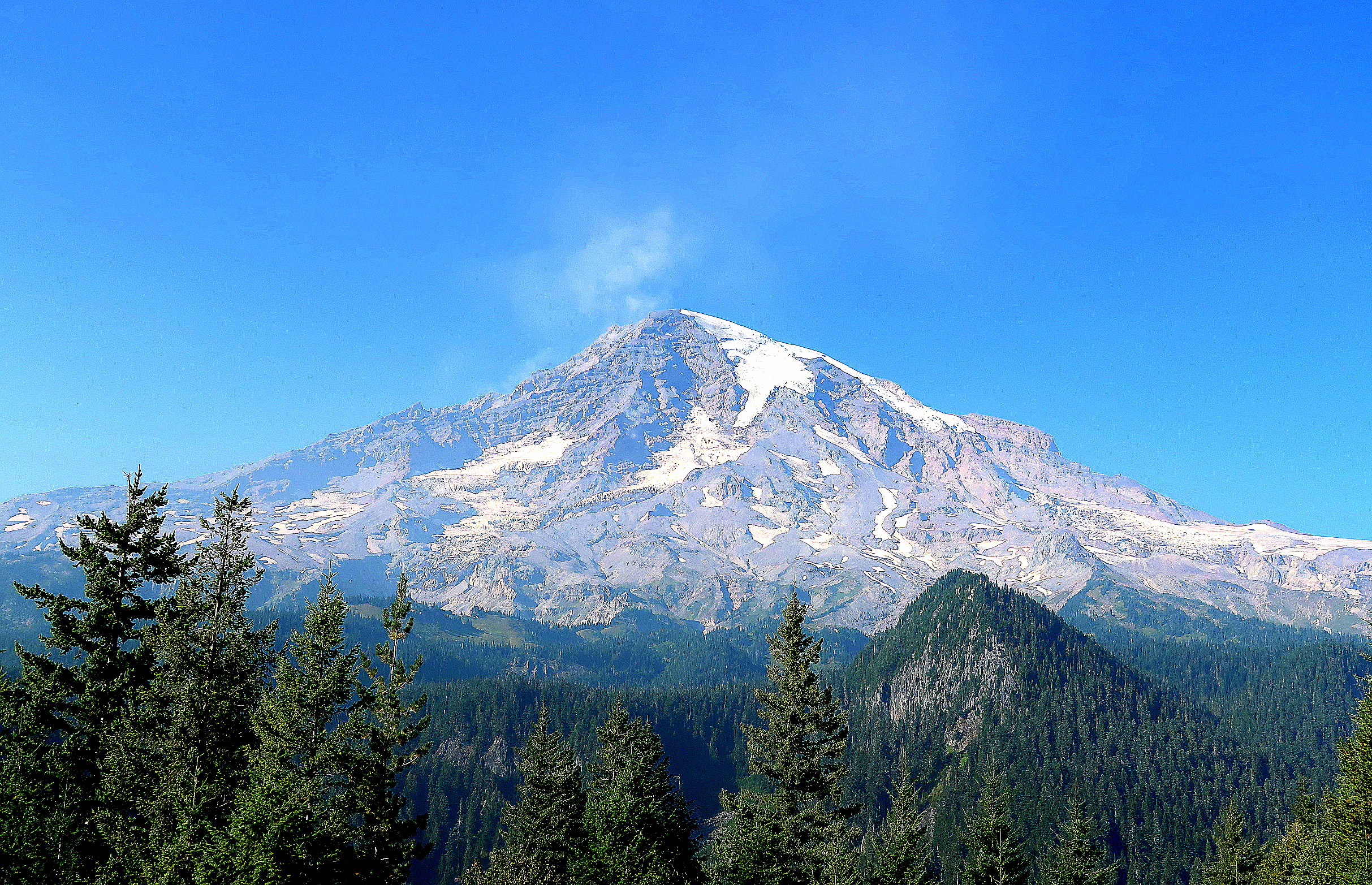 Phannie and Mae Mt. Rainier King of the Cascades And the Most