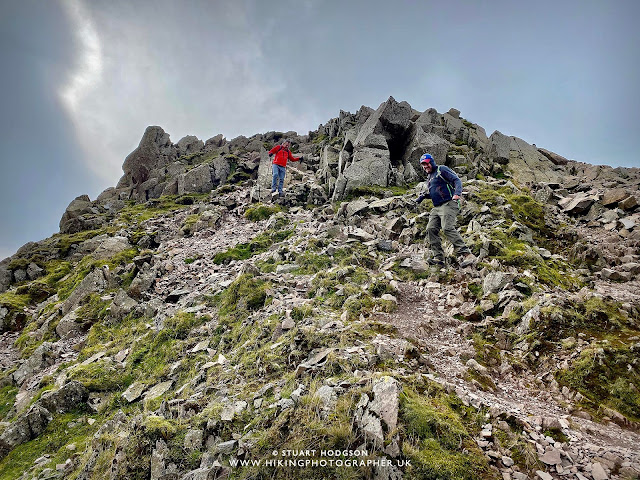 Scafell Pike walk Corridor route map height climbing best route up, Seathwaite Lake District Lakes Wasdale 3 peaks