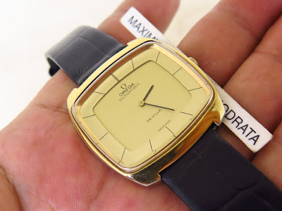 Maximuswatches Jual Beli Jam Tangan Second Baru Original Koleksi Jam Maximus Www Maximuswatches Com Omega De Ville Semi Square Case Gold Dial Automatic Cal 711 Sold