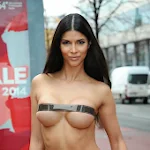 La Modelo Alemana Micaela Schaefer Desnuda Para Promocionar El Festival De Cine Berlinale. Foto 5