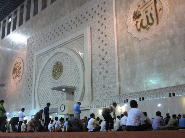 Niat Shalat Fajar Sesuai Sunnah Rasulullah dan Apa Saja Surat yang Harus Dibaca Niat Shalat Fajar Sesuai Sunnah Rasulullah dan Apa Saja Surat yang Harus Dibaca