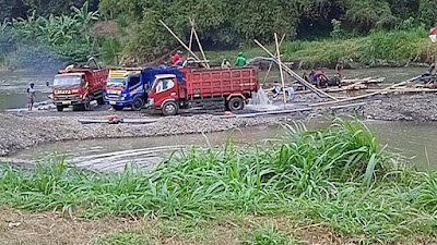Maraknya Penambangan Pasir Ilegal Secara Mekanik di Bantaran Sungai Brantas Kabupaten Tulungagung