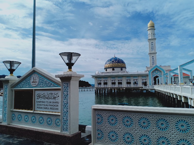 Masjid Terapung Pulau Pangkor - Masjid Seribu Selawat Di Pulau Pangkor