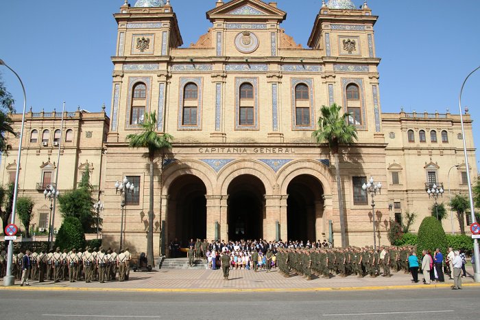 Gelán Noticias Izado de bandera en Capitanía General con motivo del