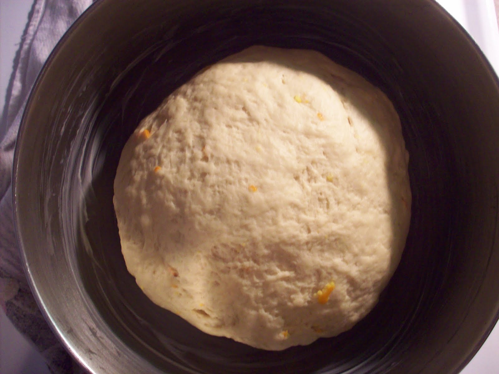 Chez Munchi's Orange Bow Knot Rolls