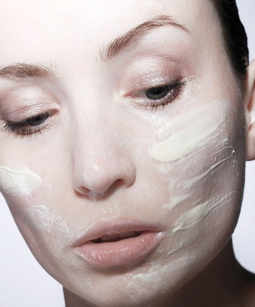 8 Best Egg White Face Masks for Skin Tightening Homemade Facelift
