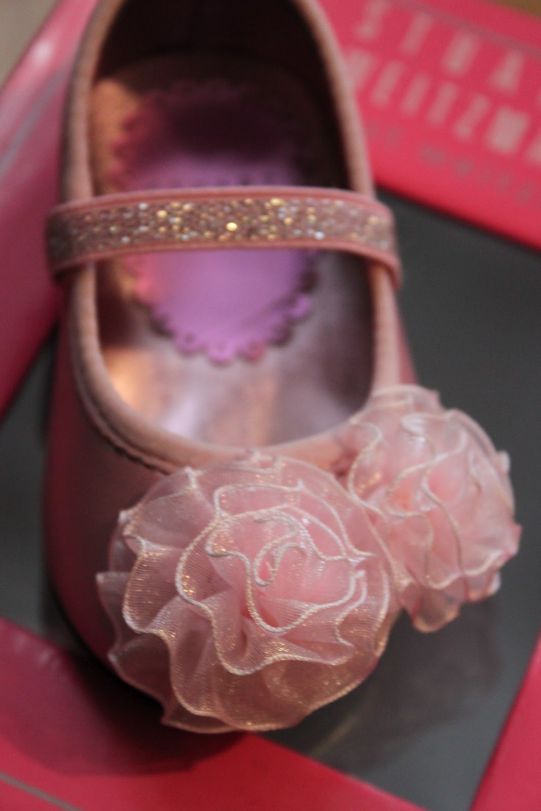 susan-s-disney-family-my-first-weitzman-s-infant-shoes-from-stuart-weitzman-review-and-a