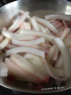 Radish Pieces Mooli Kanji Recipe | Radish Kanji Recipe | Traditional Punjabi Kanji Recipe ~Indian Probiotic Drink