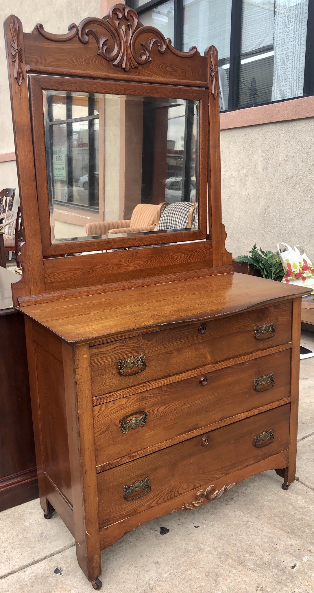Uhuru Furniture & Collectibles Early 1900s Oak 3Drawer Dresser