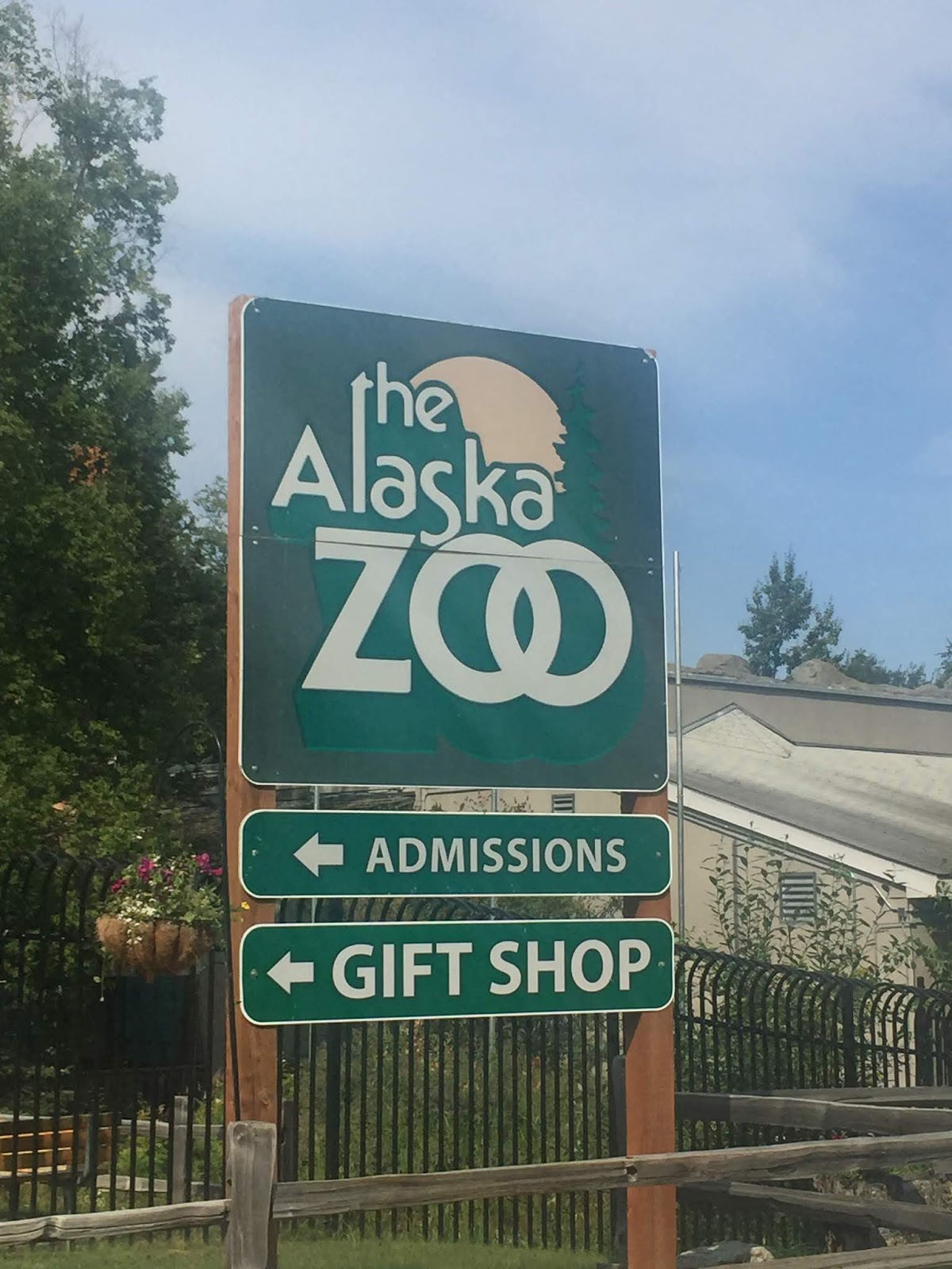 Madhouse Family Reviews Alaska diaries The Alaska Zoo, Anchorage