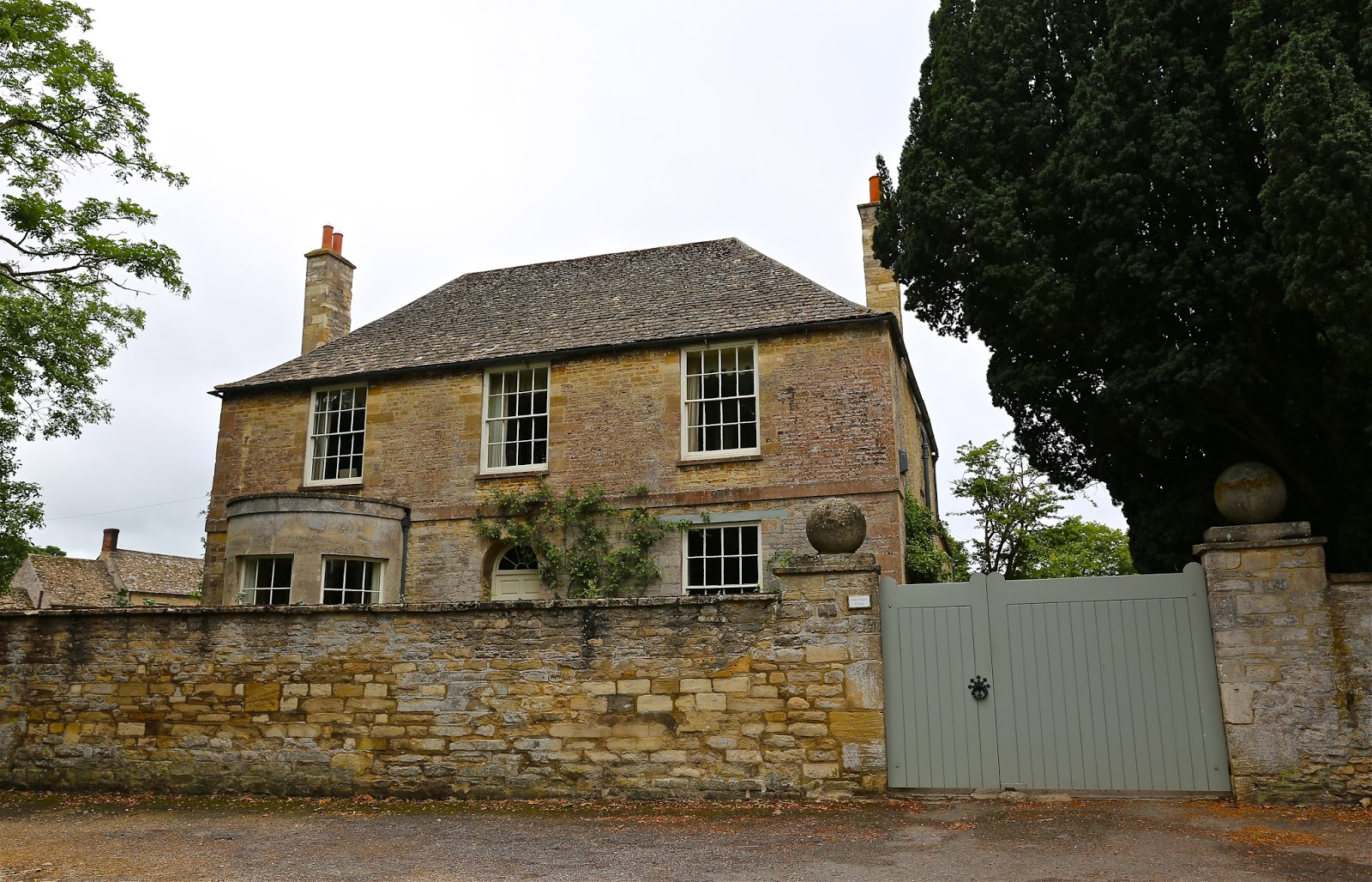 Sweet Southern Days Visiting Downton Abbey Village Bampton, England