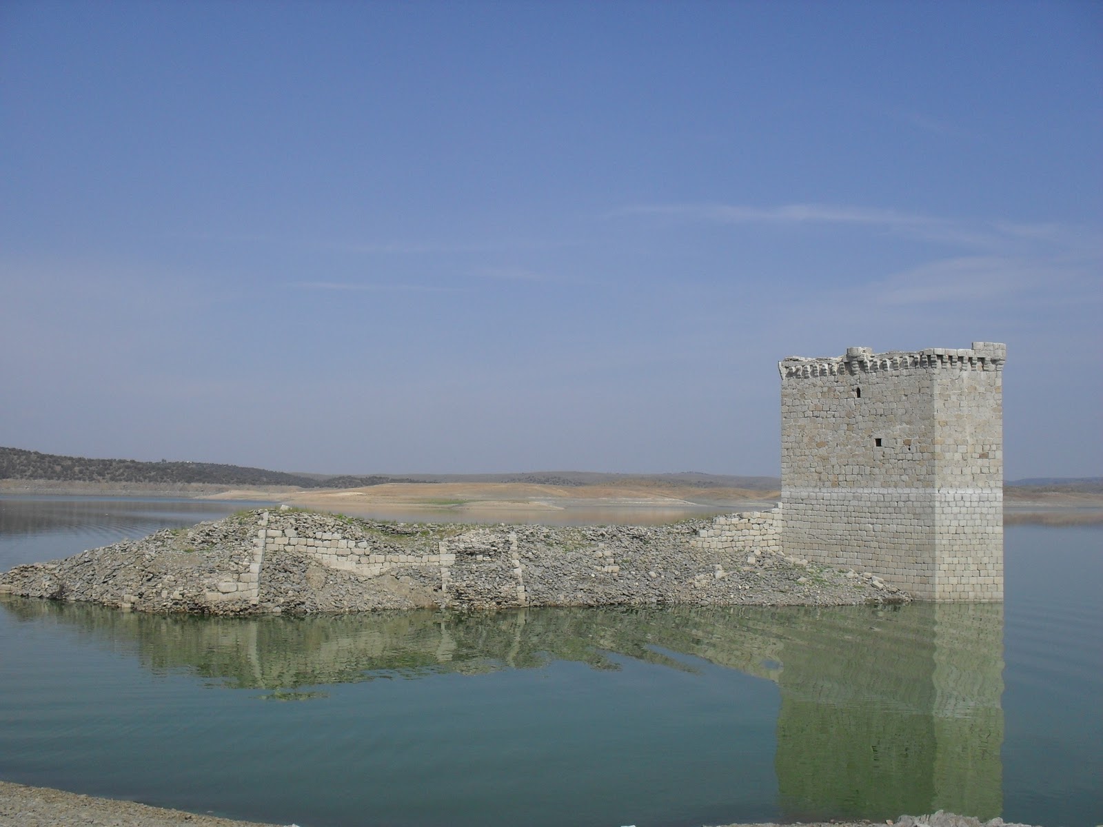 ARETÉ.: LA TORRE DE FLORIPES Y EL PUENTE DE ALCONÉTAR
